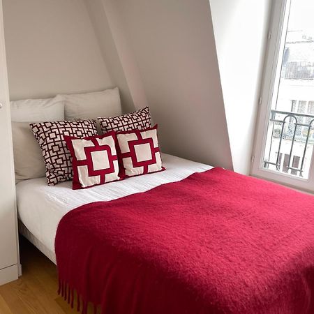 Champs De Mars - Laos Apartment Париж Екстериор снимка